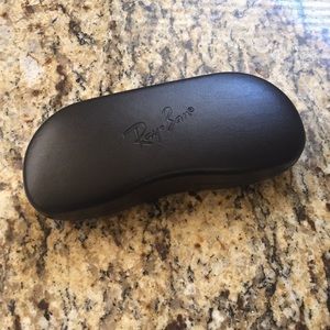 🖤 Ray Ban Sunglass Hard Case